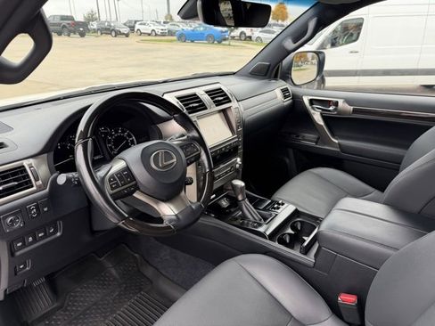 Used 2021 Lexus GX 460 Premium image 12