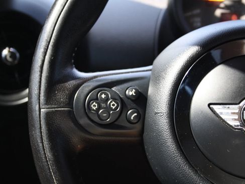 Used 2015 MINI Cooper Countryman FWD image 13