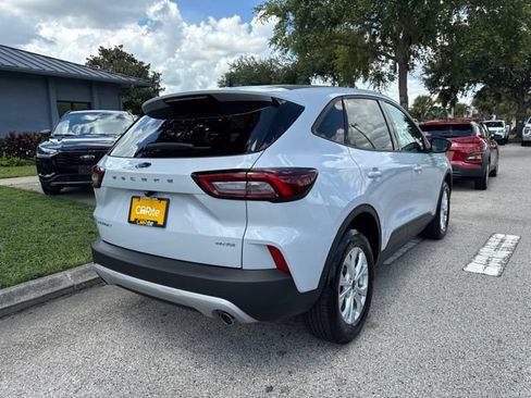 Used 2025 Ford Escape Active AWD/4WD image 7