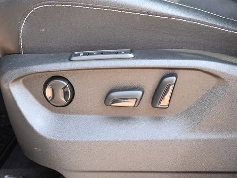 Certified 2024 Volkswagen Atlas Cross Sport SEL R-Line image 23