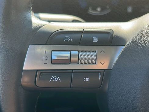 Used 2025 Hyundai Kona SEL image 26