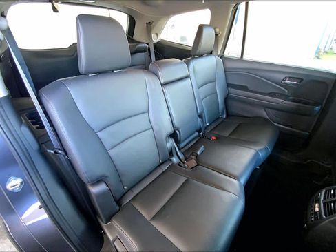 Used 2020 Honda Pilot Touring image 19