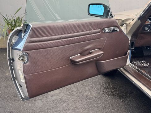 Used 1988 Mercedes-Benz 560 SL image 25