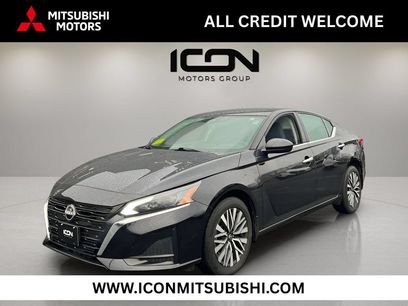 Used 2024 Nissan Altima 2.5 SV