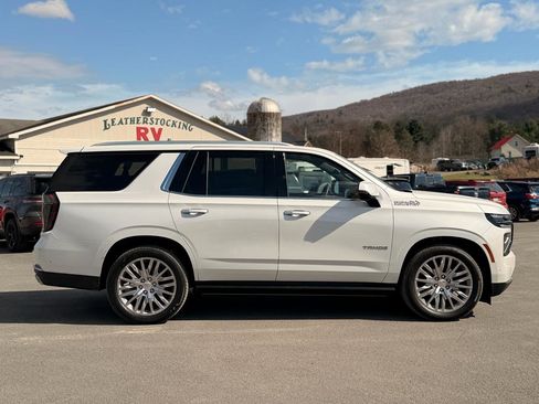 Used 2025 Chevrolet Tahoe High Country image 4