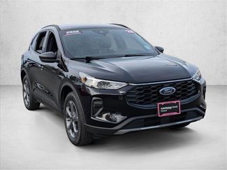 Used 2025 Ford Escape ST-Line video 3