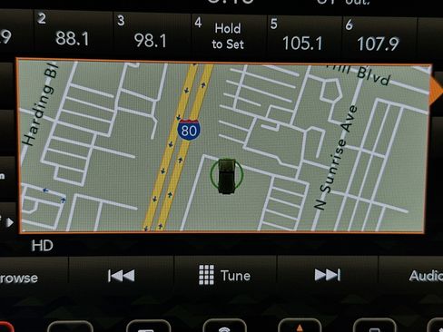 Used 2023 Jeep Wrangler Sahara image 21