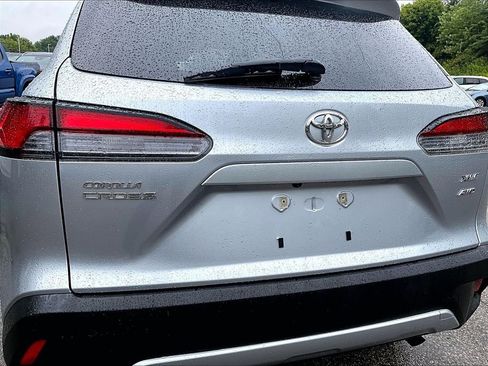 Certified 2025 Toyota Corolla Cross XLE AWD/4WD image 27