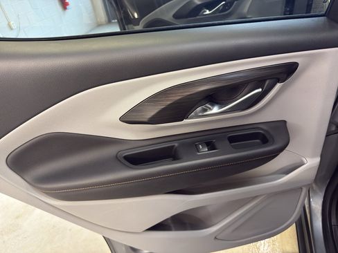 Used 2018 GMC Terrain SLT w/ Preferred Package image 25