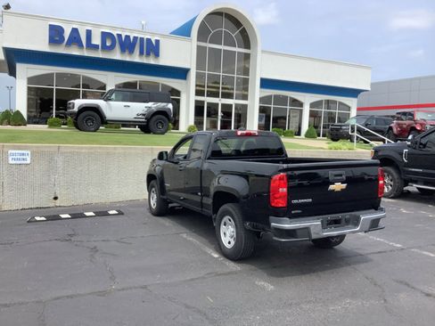 Used 2020 Chevrolet Colorado W/T RWD image 5