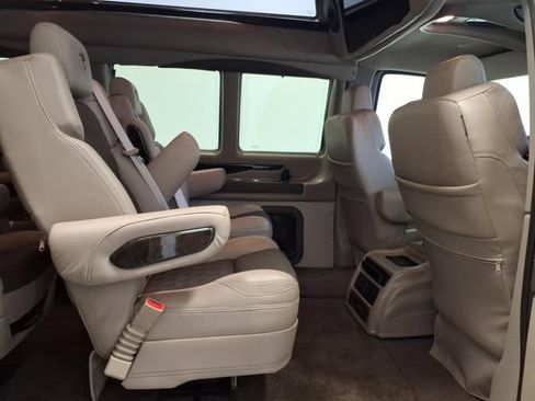 Used 2024 Chevrolet Express 2500 Extended w/ Driver Convenience Package RWD image 27