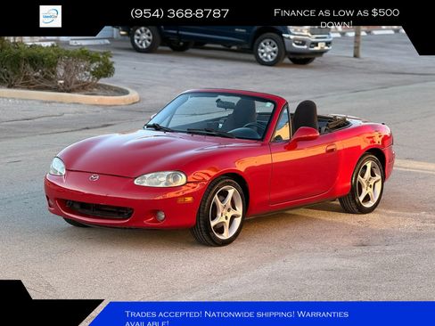 Used 2003 MAZDA MX-5 Miata image 3
