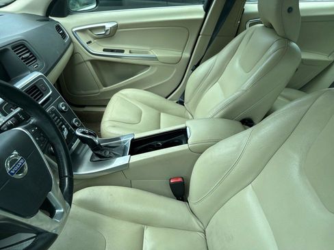 Used 2015 Volvo V60 T5 Premier Plus FWD image 5