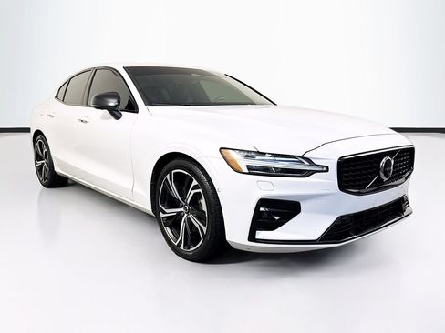 Used 2024 Volvo S60 B5 Ultimate AWD/4WD image 3