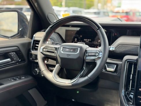 Used 2026 GMC Yukon AT4 Ultimate AWD/4WD image 13