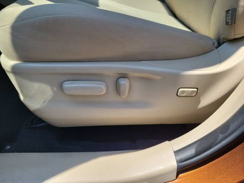 Used 2009 Toyota Venza FWD image 21
