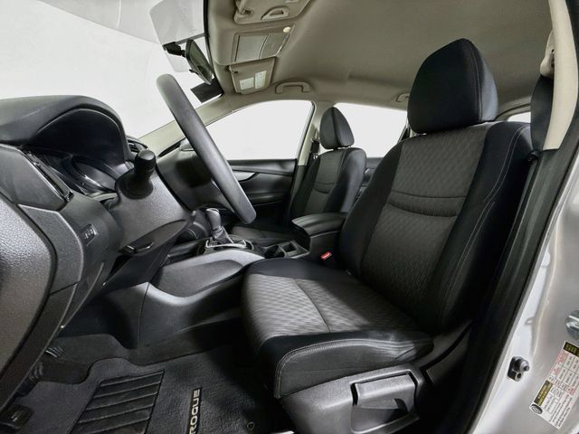 Used 2017 Nissan Rogue S AWD/4WD image 20