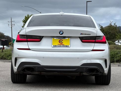 Used 2020 BMW M340i RWD image 4