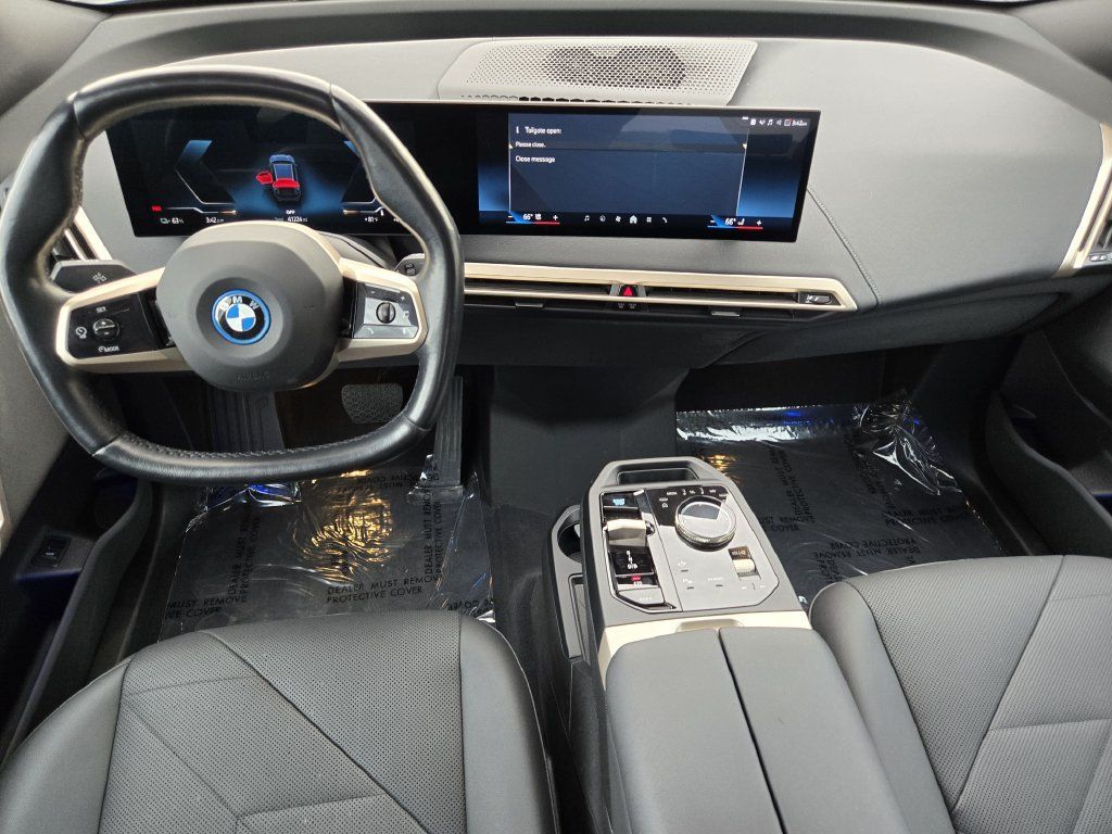 Certified 2024 BMW iX xDrive50 AWD/4WD image 29