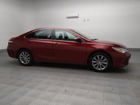 Used 2015 Toyota Camry XLE image 11