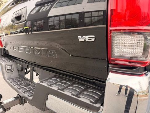 Used 2023 Toyota Tacoma SR5 image 8