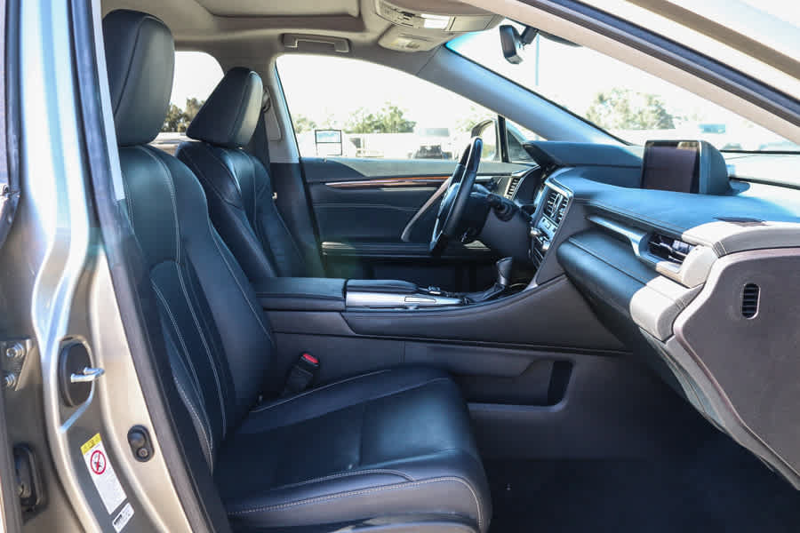 Used 2019 Lexus RX 350 FWD w/ Navigation Package image 19