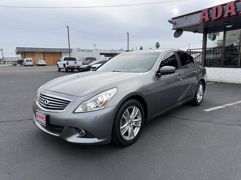 Used 2011 INFINITI G37 Journey w/ Premium Pkg RWD image 7