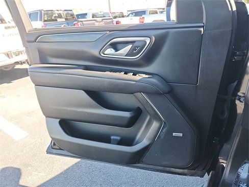 Certified 2024 GMC Yukon SLT w/ SLT Luxury Package image 20