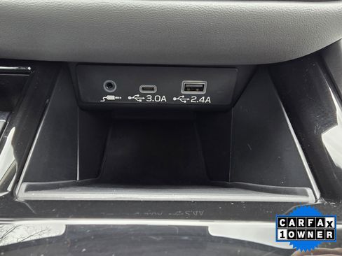 Used 2025 Subaru Legacy Premium image 33