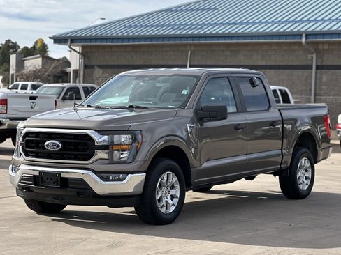 Used 2023 Ford F150 XLT image 7