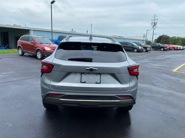 Used 2025 Chevrolet Trax ACTIV w/ Sunroof Package FWD image 23