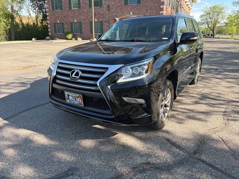 Used 2018 Lexus GX 460 Luxury w/ Preferred Accessory Package AWD/4WD image 5