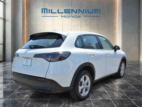 Used 2024 Honda HR-V LX image 4