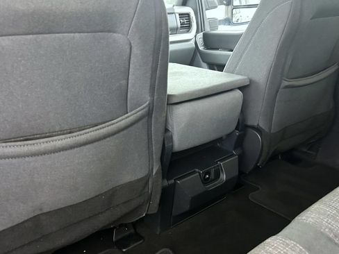 Used 2024 Ford F250 XLT AWD/4WD image 21