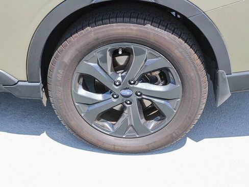 Used 2021 Subaru Outback Onyx Edition XT w/ Popular Package #2 AWD/4WD image 8