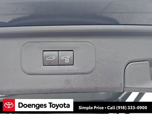 Used 2025 Toyota Grand Highlander FWD image 21