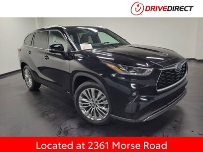 Used 2025 Toyota Highlander Platinum