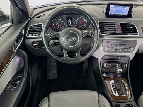 Used 2018 Audi Q3 2.0T Premium Plus w/ Premium Plus Package image 16