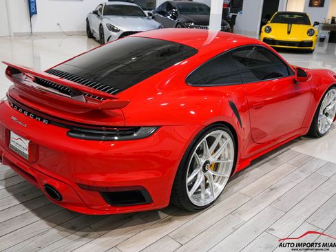 Used 2021 Porsche 911 Turbo S image 25