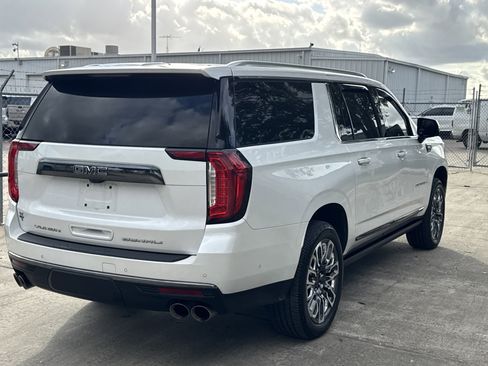 Used 2023 GMC Yukon XL Denali Ultimate image 15