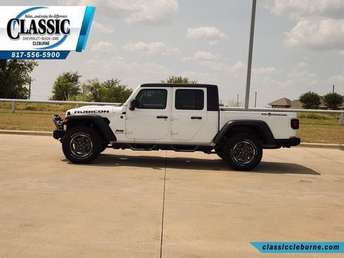Used 2022 Jeep Gladiator Rubicon w/ Trailer Tow Package AWD/4WD image 7