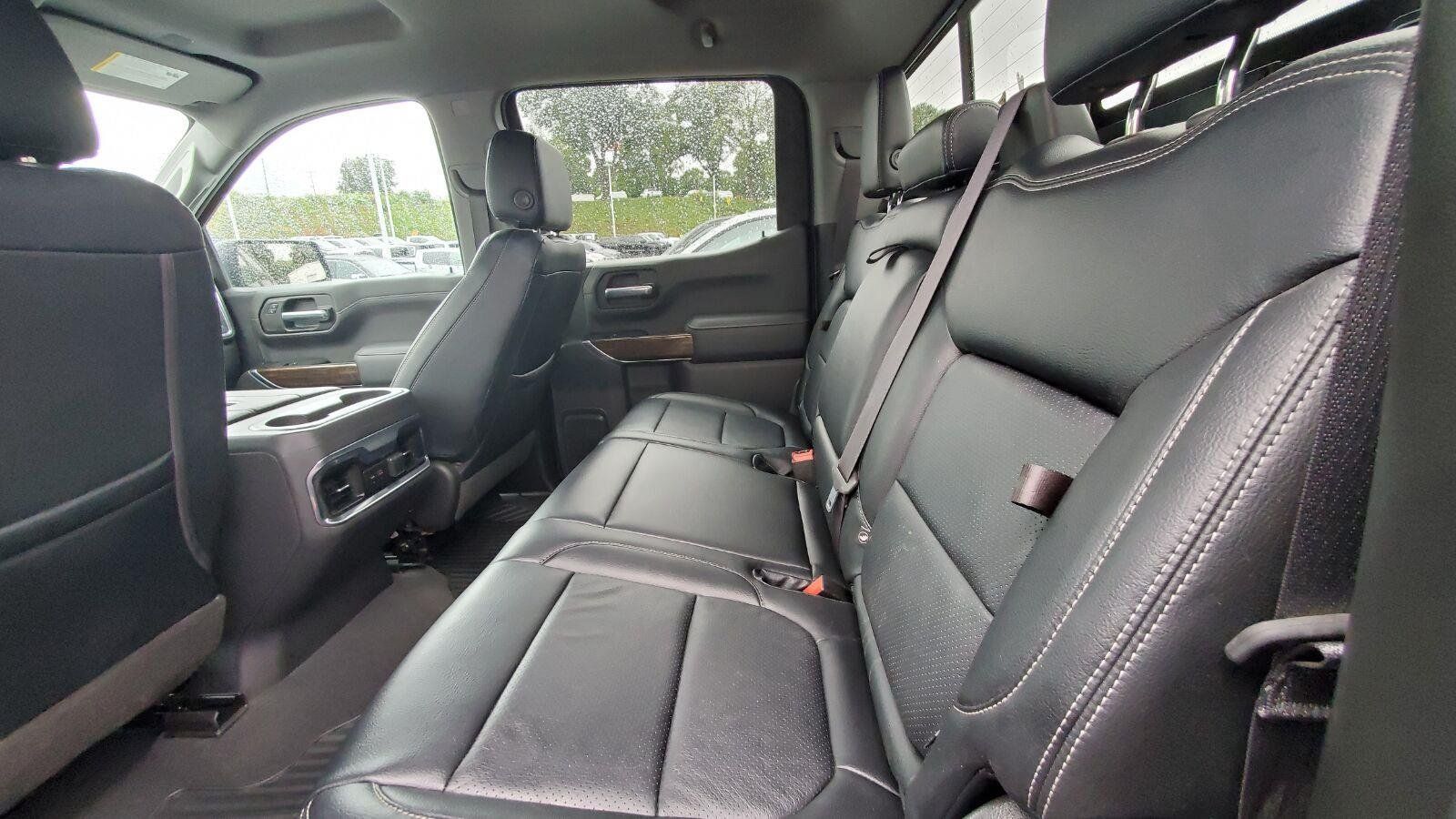 Used 2020 GMC Sierra 1500 Elevation w/ Elevation Value Package AWD/4WD image 5