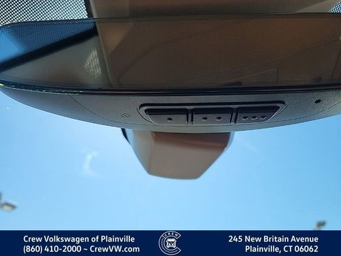 Certified 2024 Volkswagen Jetta SEL FWD image 10