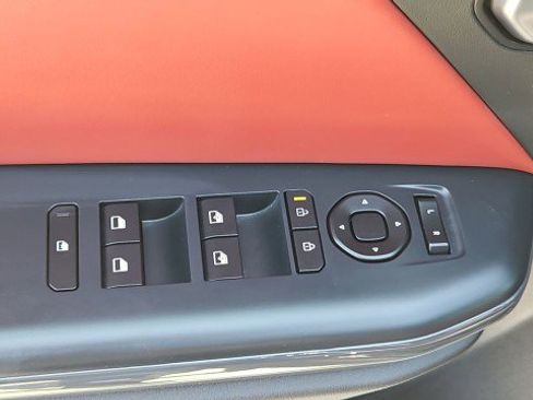 Used 2025 Kia K4 GT-Line w/ GT-Line Premium Package FWD image 23