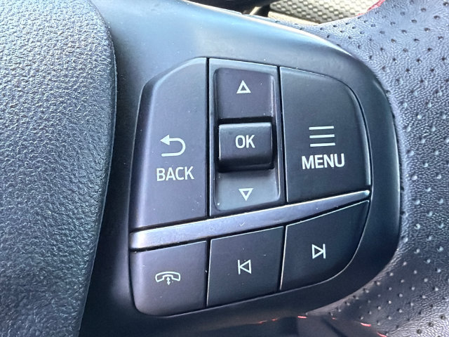 Used 2025 Ford Escape ST-Line FWD image 25