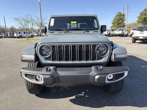 New 2026 Jeep Gladiator Sport image 8
