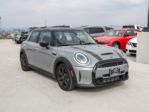 Used 2023 MINI Cooper S image 3