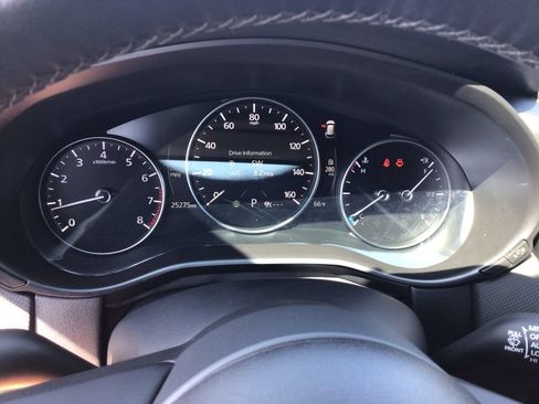Used 2025 MAZDA CX-50 AWD 2.5 S w/ Premium Package image 16