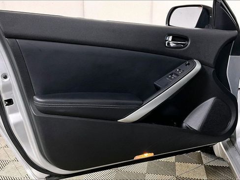 Used 2012 Nissan Altima 2.5 S w/ 2.5S Premium Pkg image 23