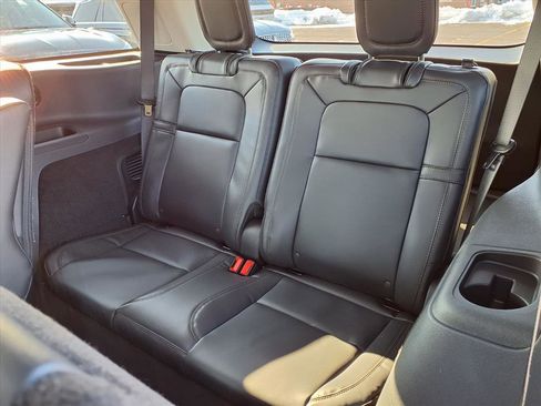 New 2026 Lincoln Aviator Reserve image 9